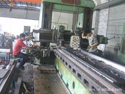 龙门刨与超长平面磨加工服务 专业机械加工的可靠选择